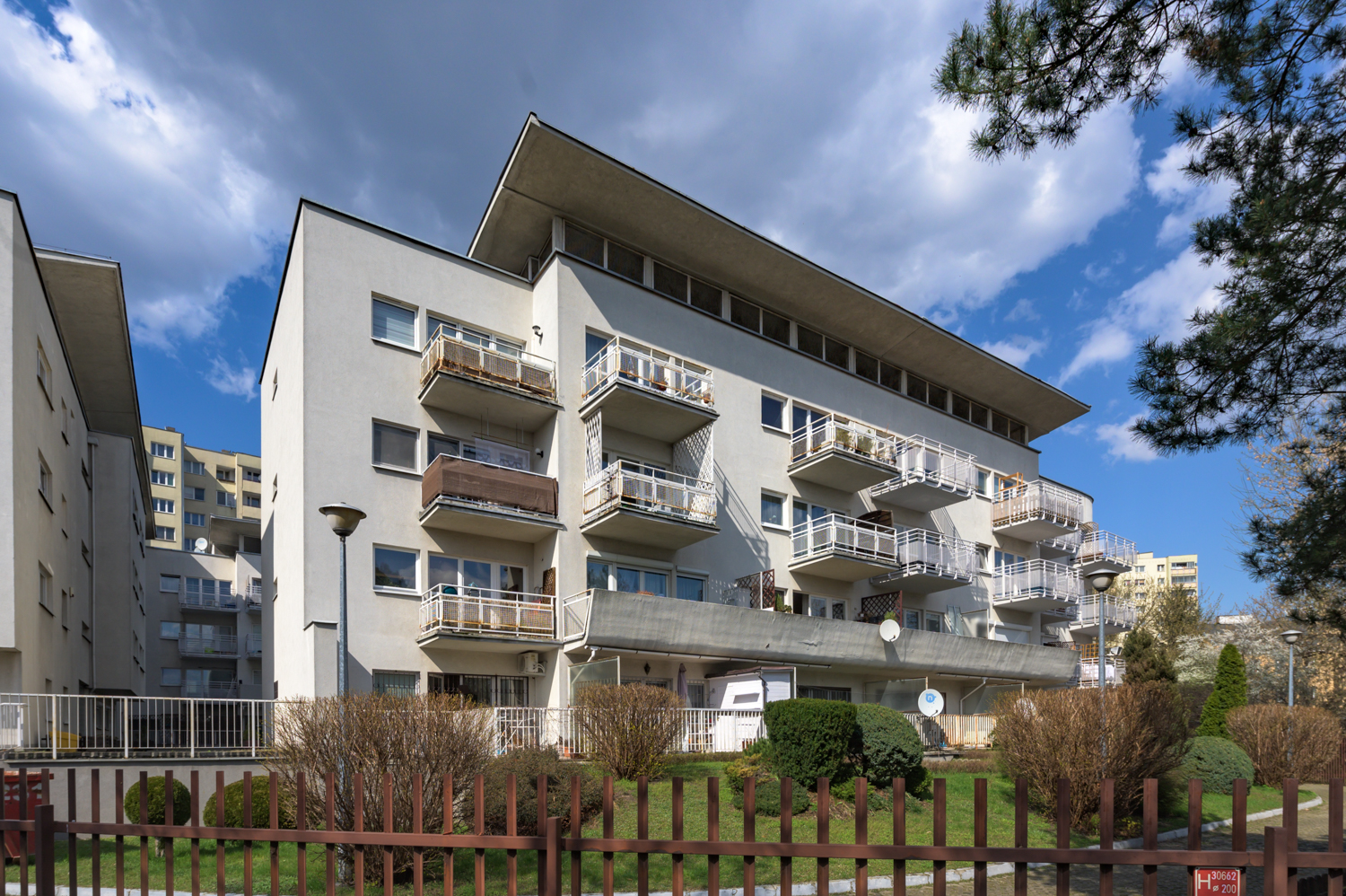 Zdjęcie architektury budynku Budynek mieszkalny